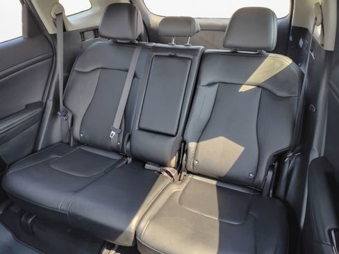 Used 2023 Kia Sportage EX image 21