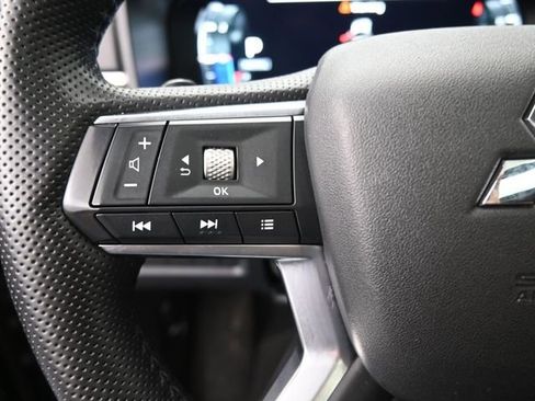 Used 2024 Mitsubishi Outlander SEL image 2