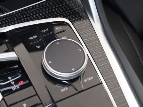 Used 2025 BMW X6 xDrive40i image 31