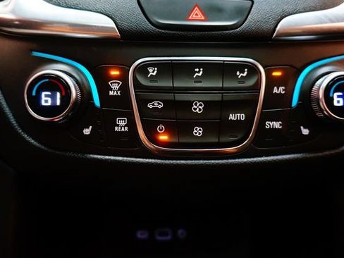 Used 2021 Chevrolet Equinox LT AWD/4WD image 20