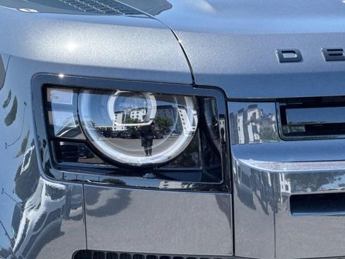 Certified 2026 Land Rover Defender 110 X-Dynamic SE AWD/4WD image 11