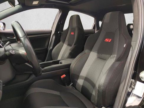 Used 2018 Honda Civic Si image 12