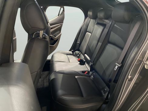 Used 2020 MAZDA MAZDA3 Hatchback w/ Preferred Package image 9