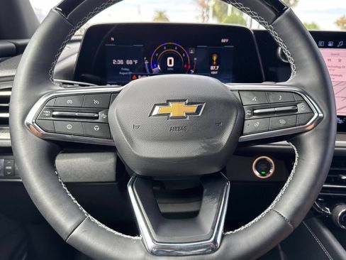 Used 2026 Chevrolet Traverse LT w/ Enhanced Driving Package AWD/4WD image 33