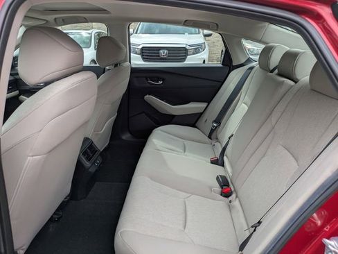 Used 2025 Honda Accord SE image 13