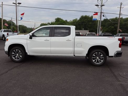 New 2026 Chevrolet Silverado 1500 LT w/ LPO, Dark Essentials Package AWD/4WD image 10