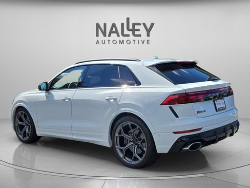 New 2026 Audi RS Q8 performance image 4