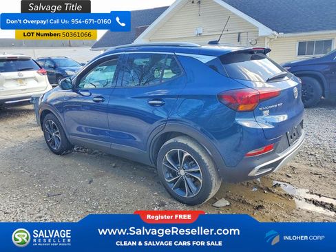 Used 2020 Buick Encore GX Essence w/ Advanced Technology Package FWD image 3