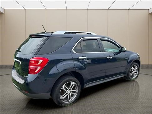 Used 2017 Chevrolet Equinox Premier w/ Enhanced Convenience Package AWD/4WD image 14