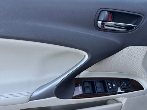 Used 2012 Lexus IS 250 image 15