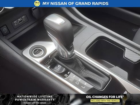 New 2025 Nissan Sentra SV w/ All-Weather Package image 13