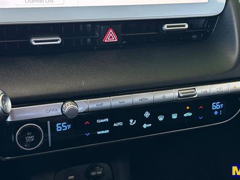 Used 2022 Hyundai Ioniq 5 SE image 22