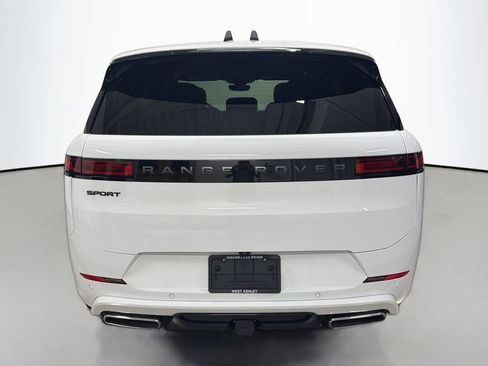 Used 2026 Land Rover Range Rover Sport Dynamic SE AWD/4WD image 10