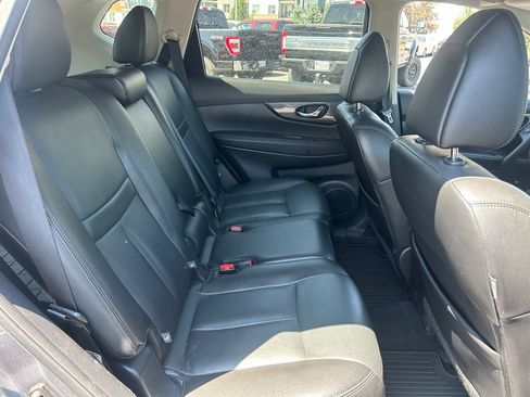 Used 2016 Nissan Rogue AWD image 36