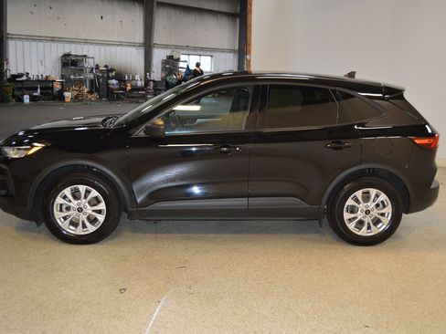 Used 2025 Ford Escape Active image 6