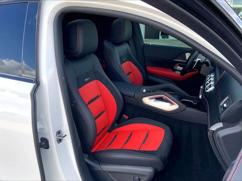 Used 2025 Mercedes-Benz GLE 53 AMG 4MATIC Coupe image 9