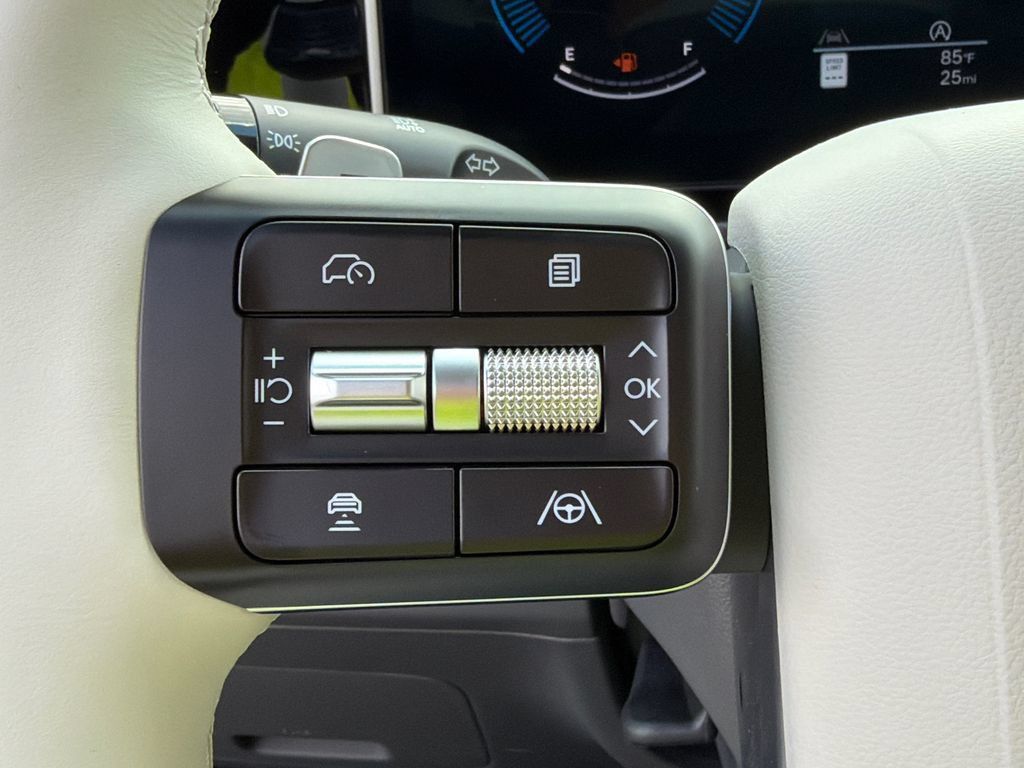New 2027 Hyundai Santa Fe SE FWD image 25
