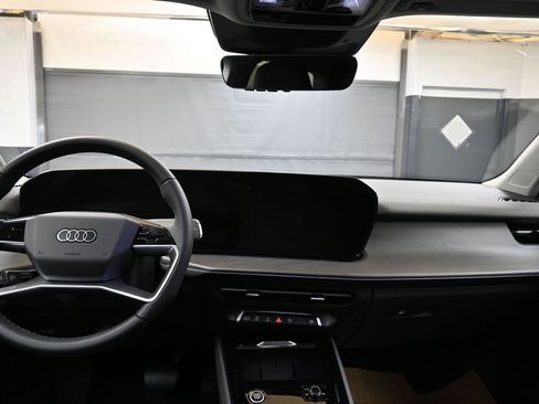 New 2026 Audi Q3 quattro 2.0T AWD/4WD image 22