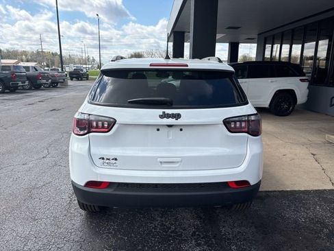 New 2026 Jeep Compass Latitude AWD/4WD image 9