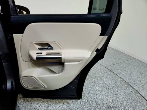 Certified 2023 Mercedes-Benz GLA 250 4MATIC image 26