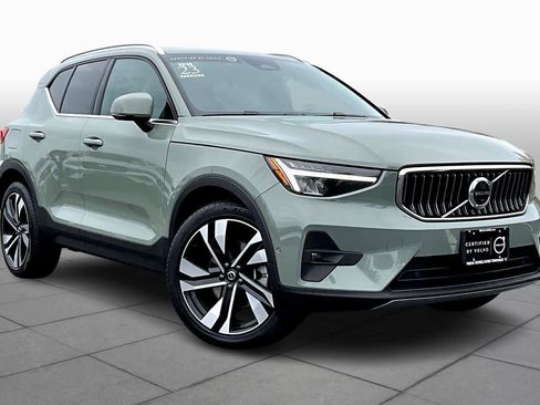 Certified 2023 Volvo XC40 B5 Ultimate w/ Protection Package Premier image 2
