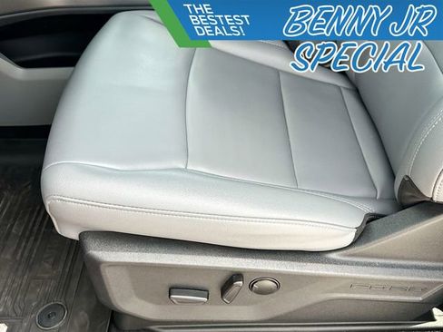 Used 2025 Ford F150 Lightning Flash image 20