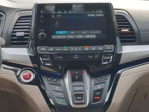 Used 2020 Honda Odyssey Elite image 23