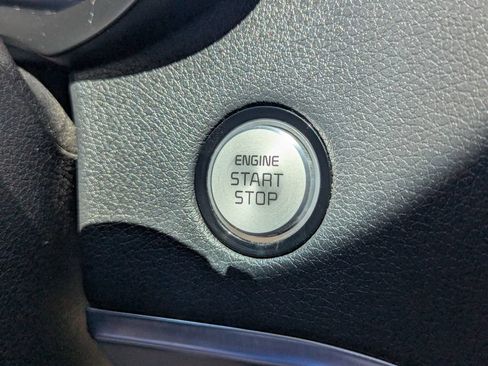 Used 2018 Kia Stinger RWD image 17