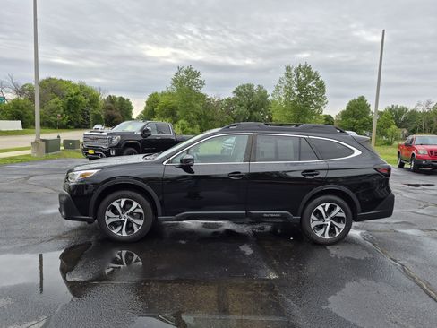 Used 2022 Subaru Outback Limited AWD/4WD image 5