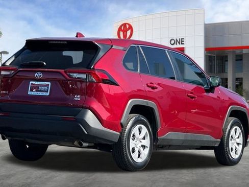Certified 2024 Toyota RAV4 LE image 5
