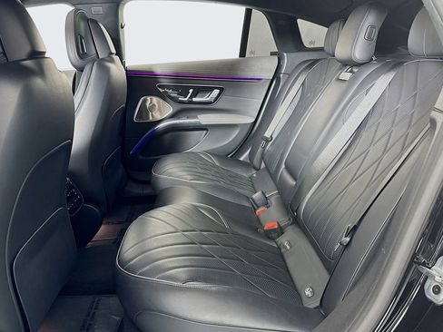 Certified 2023 Mercedes-Benz EQS 580 4MATIC Sedan image 9