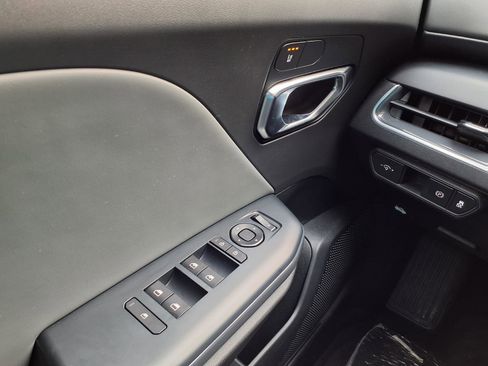 New 2026 Kia K4 EX image 12