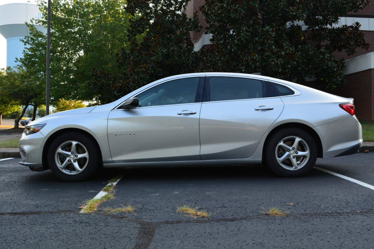 Used 2017 Chevrolet Malibu LS FWD image 8