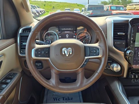 Used 2021 RAM 1500 Laramie AWD/4WD image 18