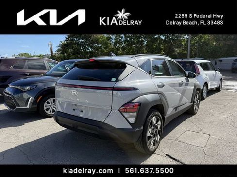 Used 2024 Hyundai Kona SEL FWD image 7