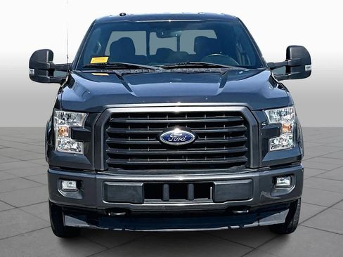Used 2017 Ford F150 XLT w/ Equipment Group 302A Luxury image 4