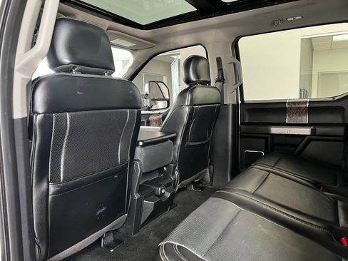 Used 2017 Ford F350 Lariat AWD/4WD image 21