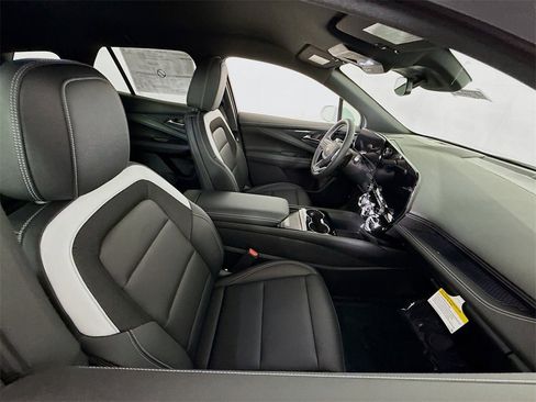 New 2026 Chevrolet Blazer EV LT image 21