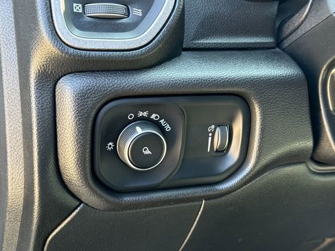 Used 2024 RAM 3500 Tradesman w/ Chrome Appearance Group image 22