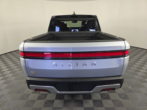 Used 2023 Rivian R1T Adventure image 4