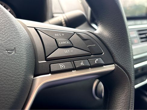 New 2026 Nissan Altima 2.5 SV FWD image 16