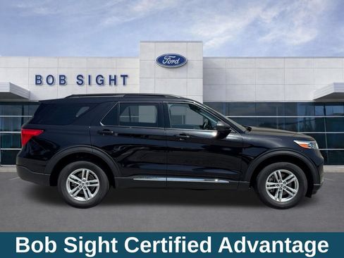 Used 2022 Ford Explorer XLT w/ Equipment Group 202A AWD/4WD image 4
