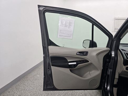 Used 2020 Ford Transit Connect XLT FWD image 27