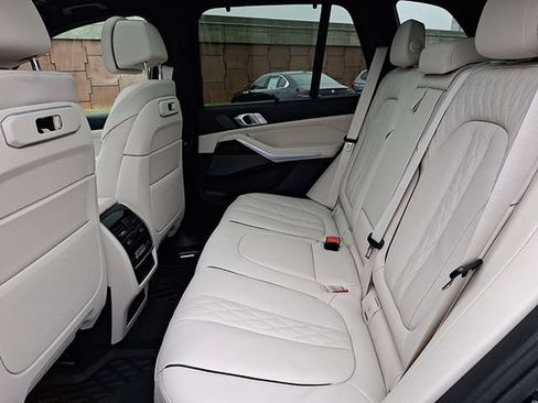 Used 2026 BMW X5 xDrive40i AWD/4WD image 5