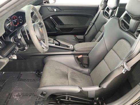 Used 2025 Porsche 911 GT3 RS image 19