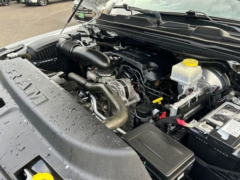 Used 2022 RAM 1500 Big Horn AWD/4WD image 30