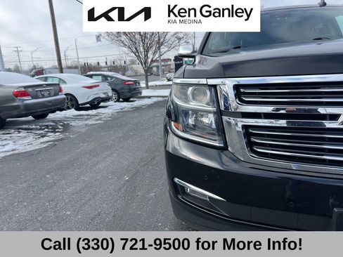 Used 2017 Chevrolet Suburban Premier image 17