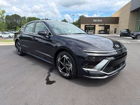 New 2026 Hyundai Sonata SEL FWD image 8