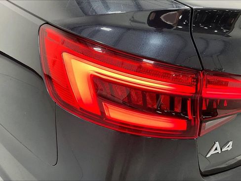 Used 2017 Audi A4 2.0T Premium w/ Convenience Package image 39