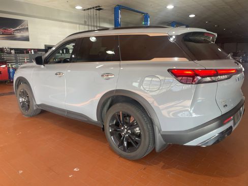 Used 2025 INFINITI QX60 Luxe w/ Black Edition image 5